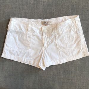 Hollister White shorts size 3
